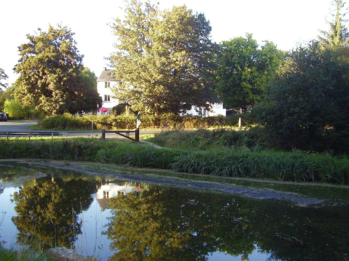 La Maison Du Canal Rostrenen Экстерьер фото